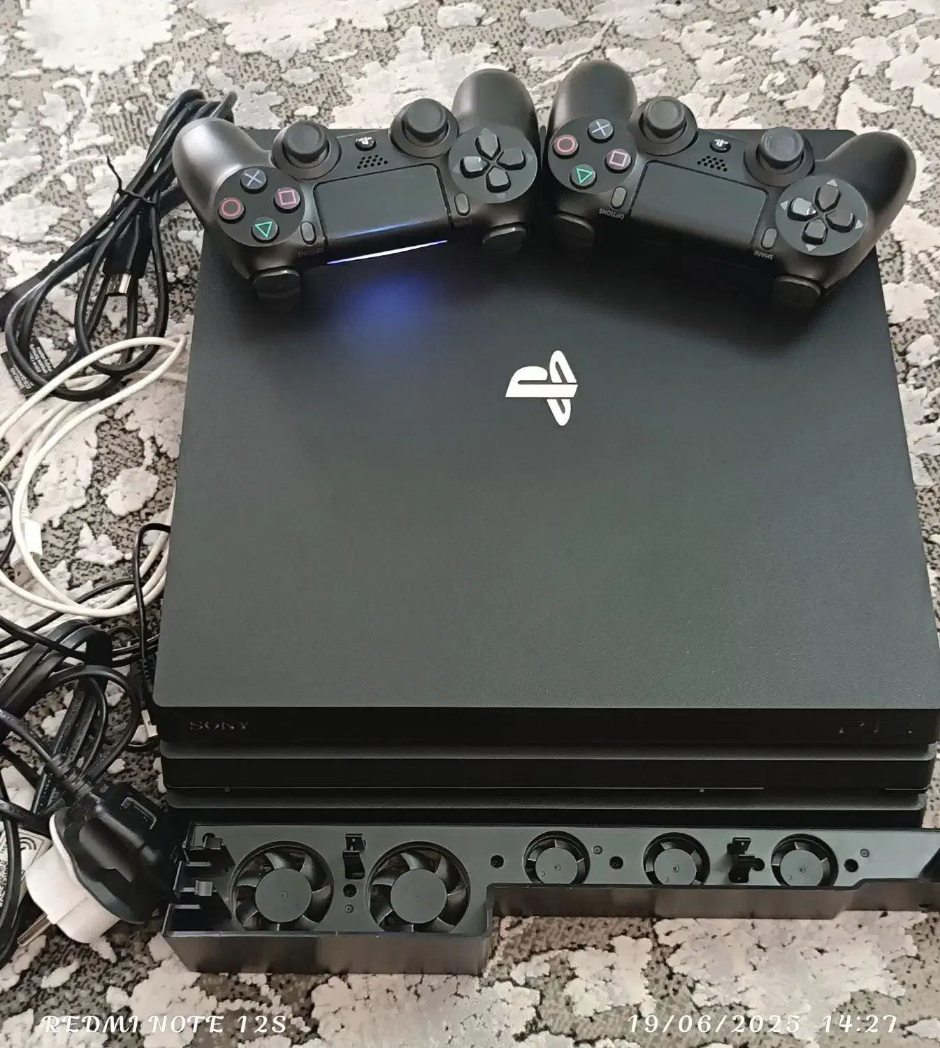 ps4 pro|کنسول، بازی ویدئویی و آنلاین|فلاورجان, |دیوار