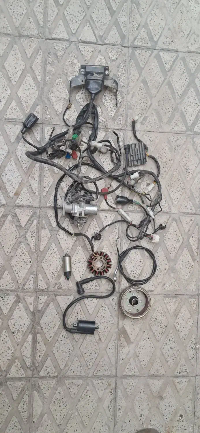 سیم کشی|موتورسیکلت|کرج, شهرک جهان‌نما|دیوار