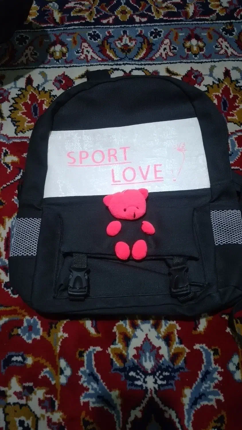 کیف نونوبه دلیل نیازمالی|کیف، کفش، کمربند|گلبهار, شهر جدید گلبهار|دیوار