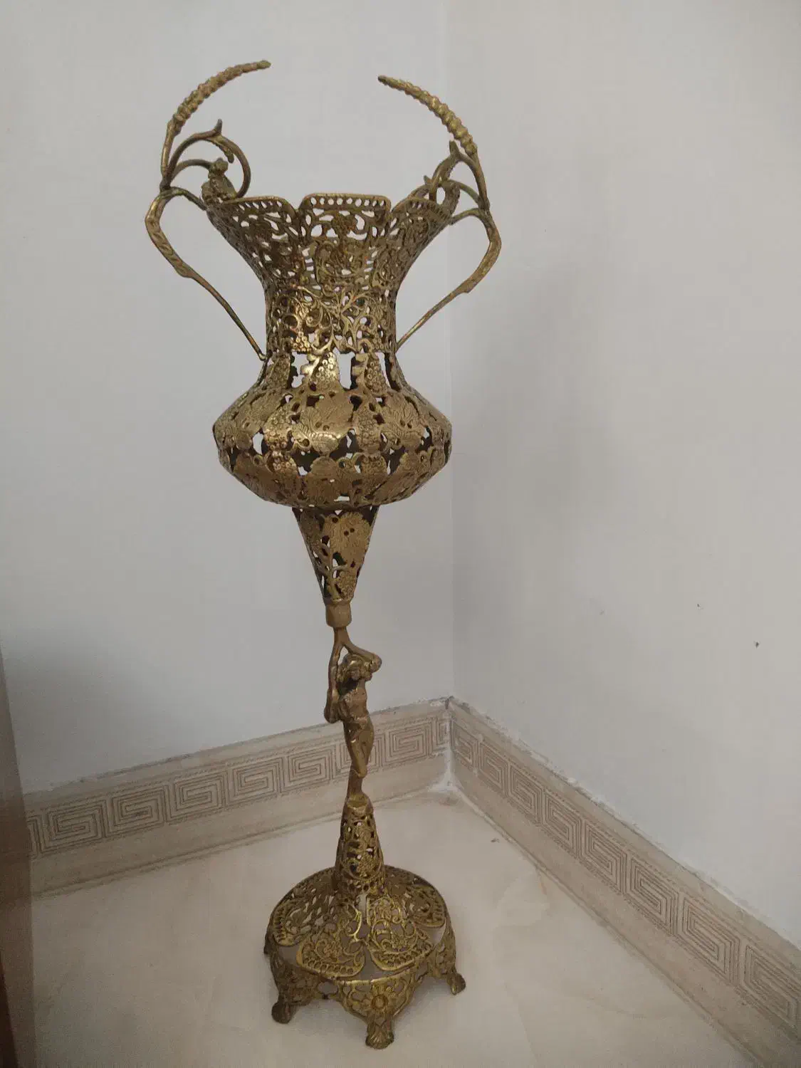 گلدان برنز|صنایع دستی و سایر لوازم تزئینی|قزوین, |دیوار
