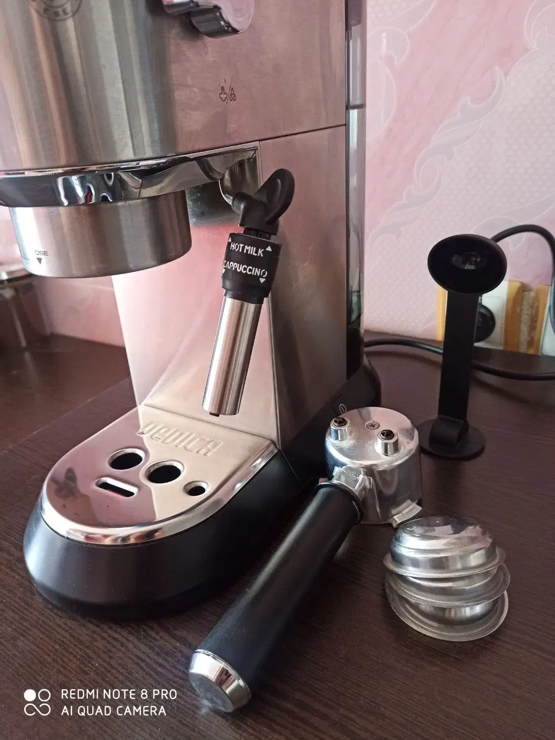 اسپرسوسازدلونگی۶۸۵|سماور، چای‌ساز، قهوه‌ساز|اسلام‌شهر, شهرک واوان|دیوار