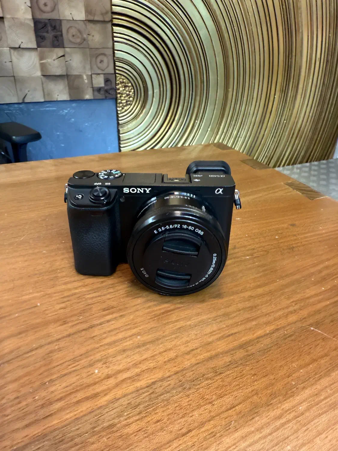 دوربین دست دوم سونیa6400 16-50|دوربین عکاسی و فیلمبرداری|تهران, شیخ هادی|دیوار