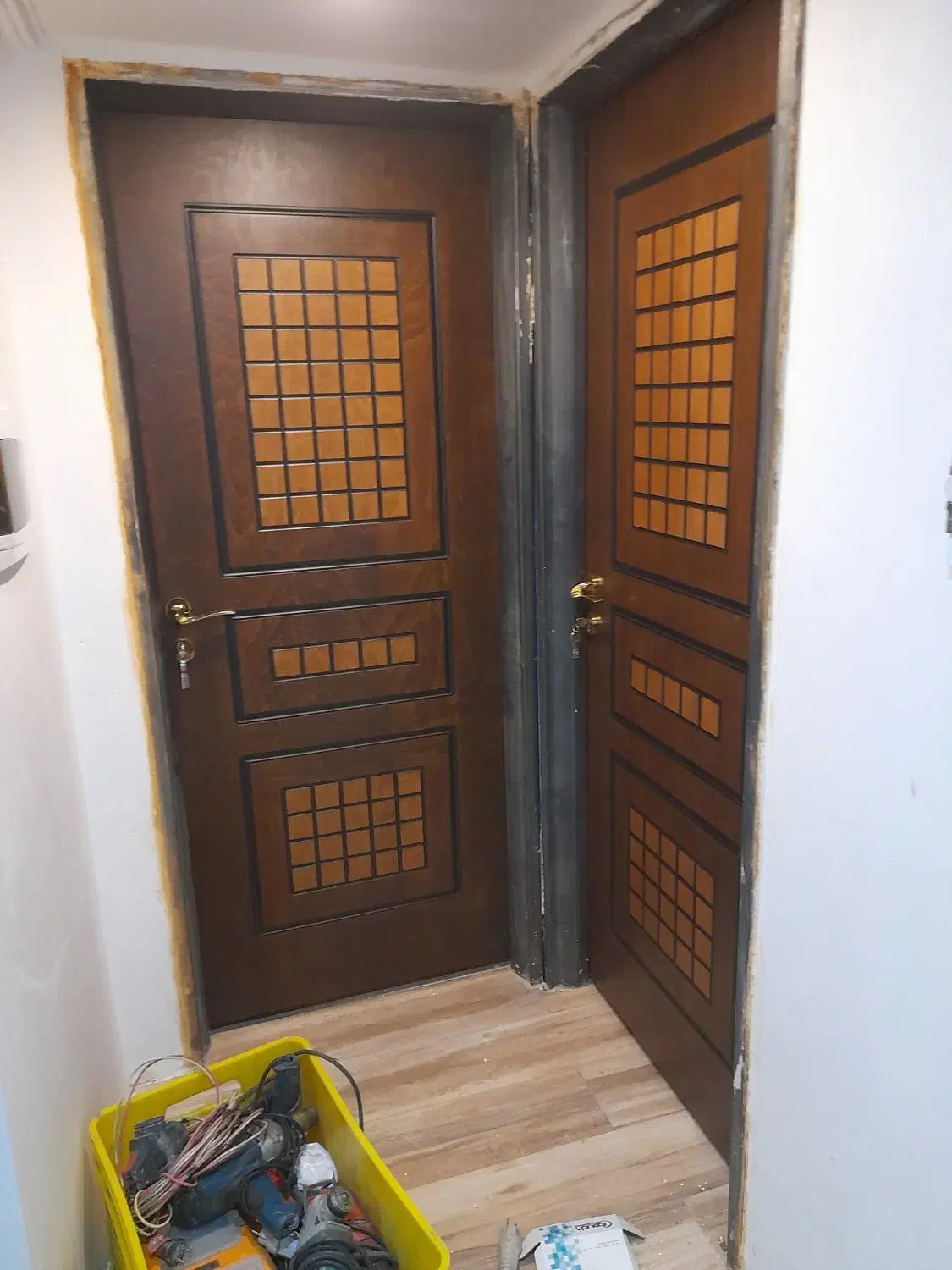 نصب درب اتاقی و ضدسرقت|خدمات پیشه و مهارت|نیشابور, گنبد سبز|دیوار