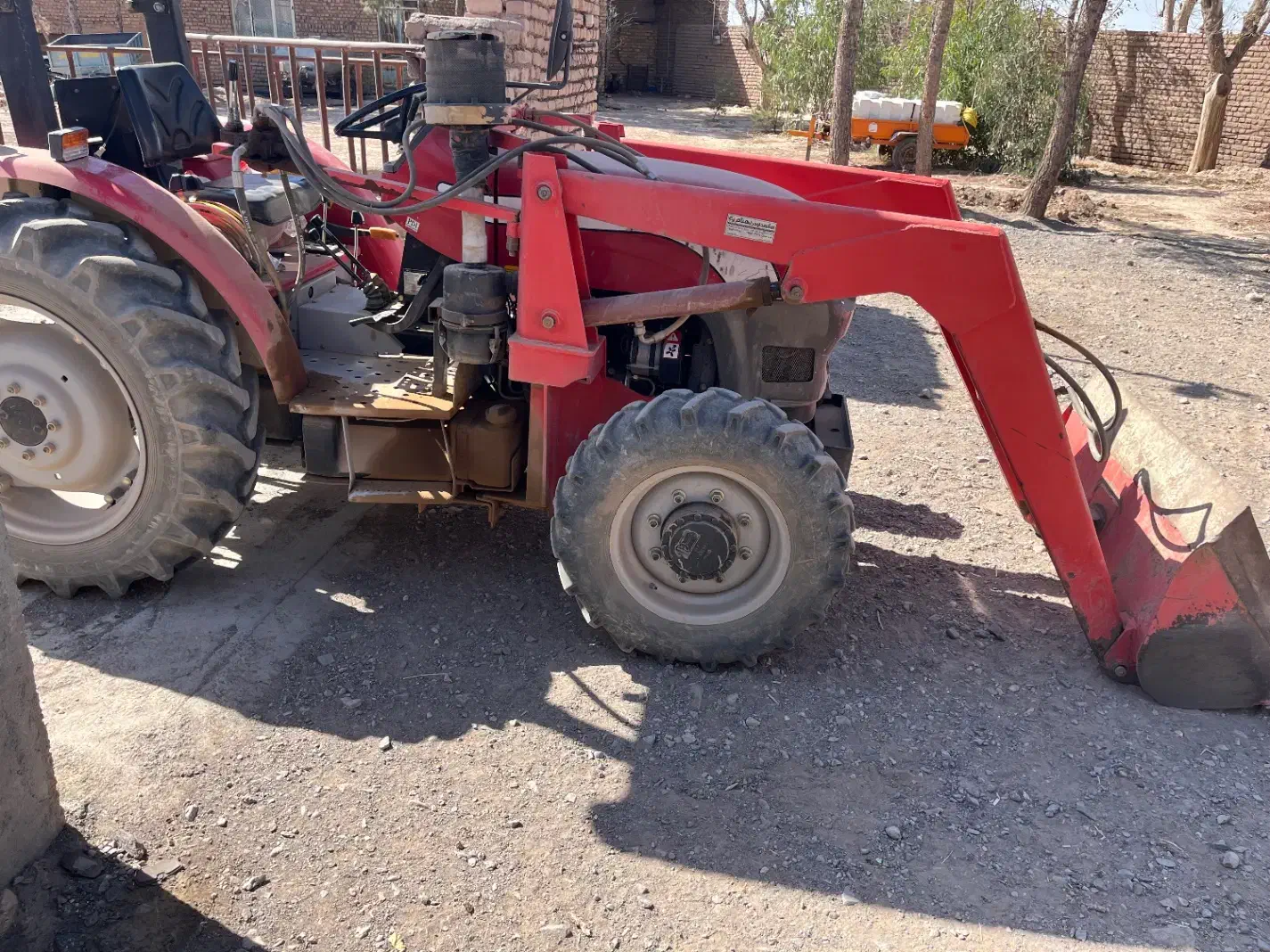 تراکتور ۴۷۰ بیل لودری|خودرو سنگین|رشتخوار, |دیوار