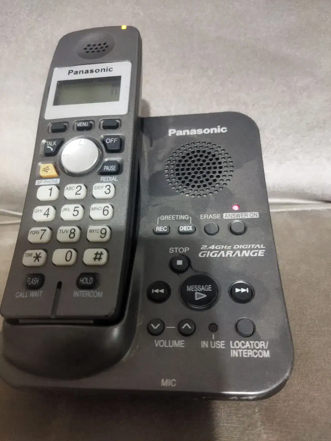 خط تلفن ثابت|تلفن رومیزی|بروجرد, |دیوار