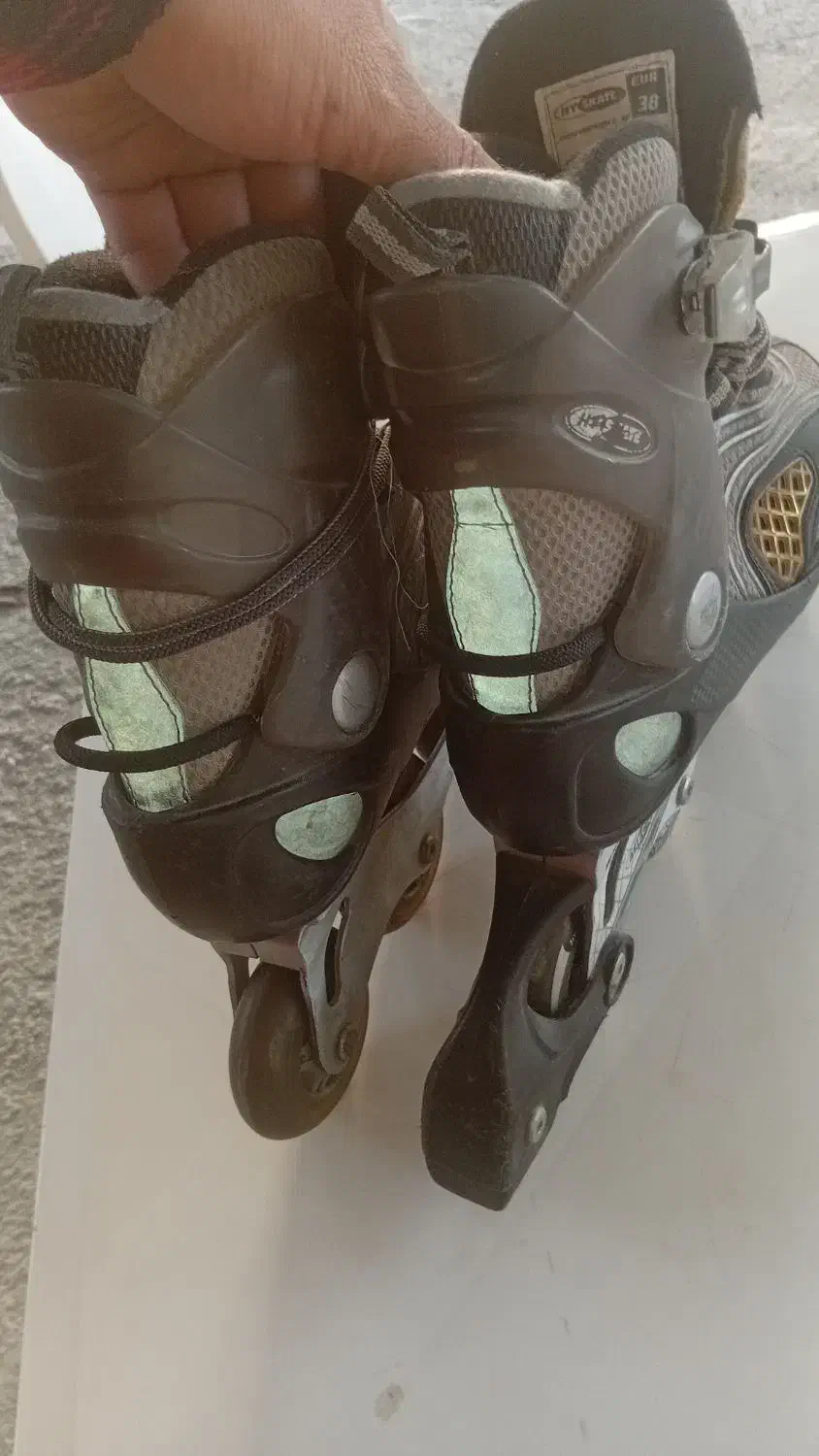 کفش اسکیت ۳۸|دوچرخه، اسکیت، اسکوتر|اردبیل, |دیوار