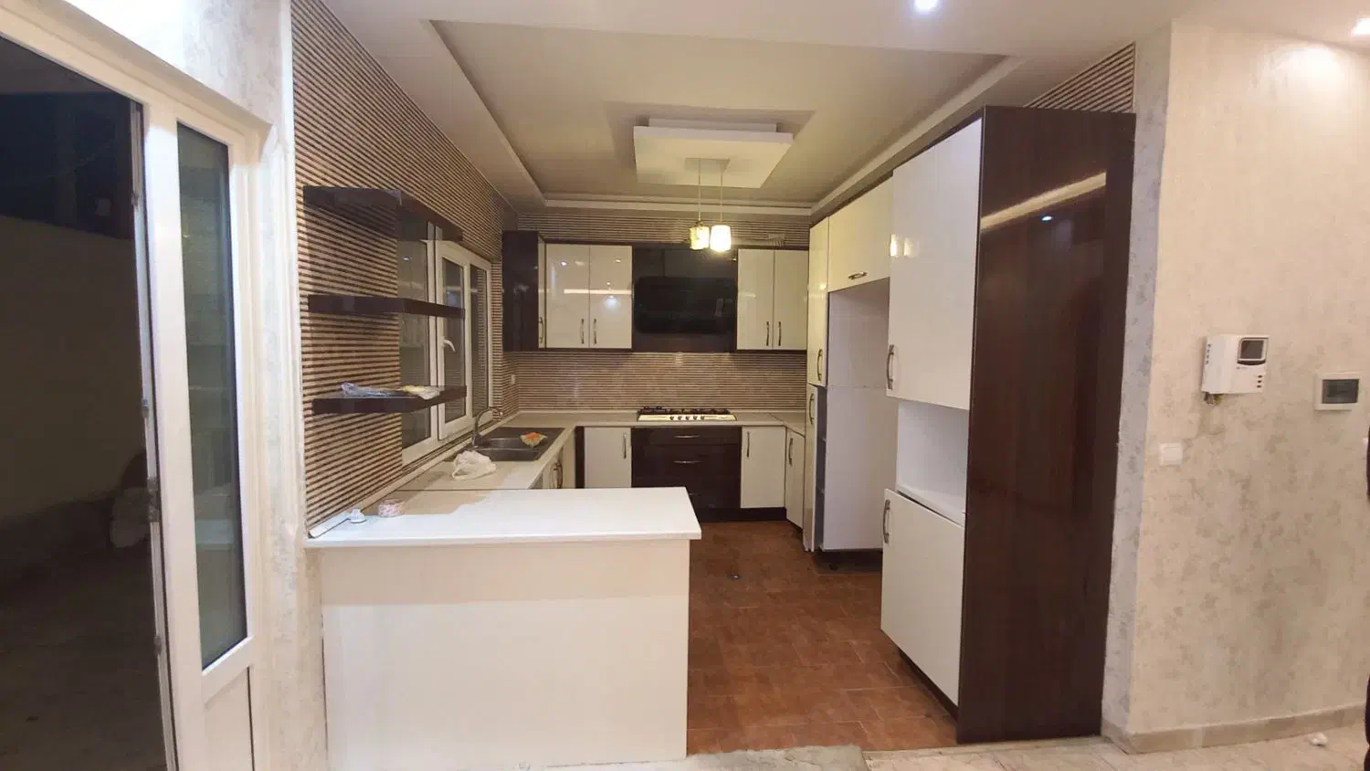 آپارتمان 120متر دو خواب تک واحدی