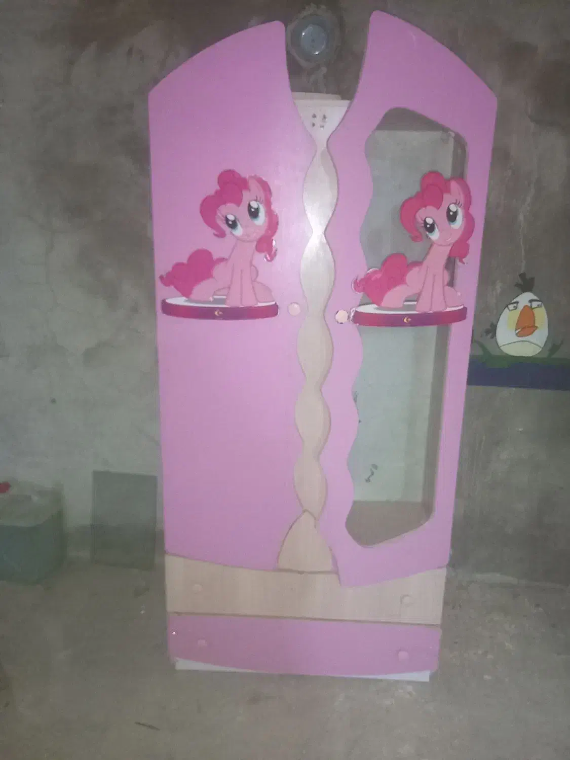 سرویس تخت وکمد کودک یا نوجوان سالم وخیلی تمیز|تخت و سرویس خواب|تهران, سنگلج (شاپور)|دیوار