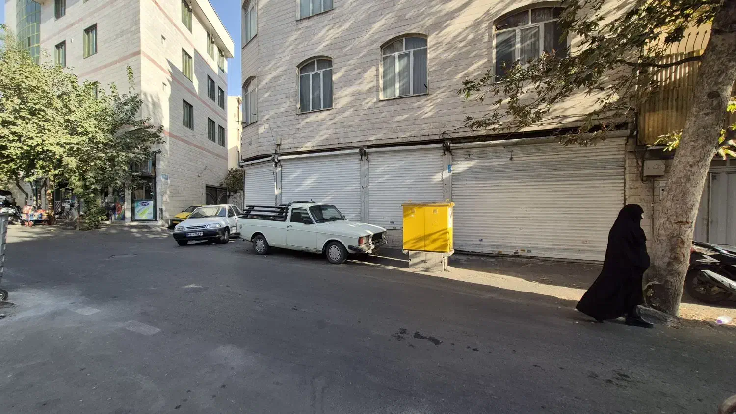 ۳۱ و ۲۰ متر مغازه ملکیت تکی و باهم شکوفه خ دژکام|فروش مغازه و غرفه|تهران, مینای شمالی (مخبر)|دیوار