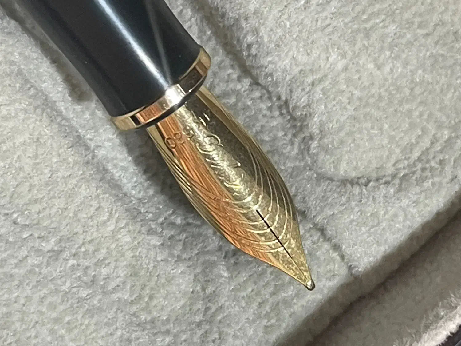 ست خودنویس و روان نویس دیپلمات|لوازم التحریر|کرج, عظیمیه|دیوار