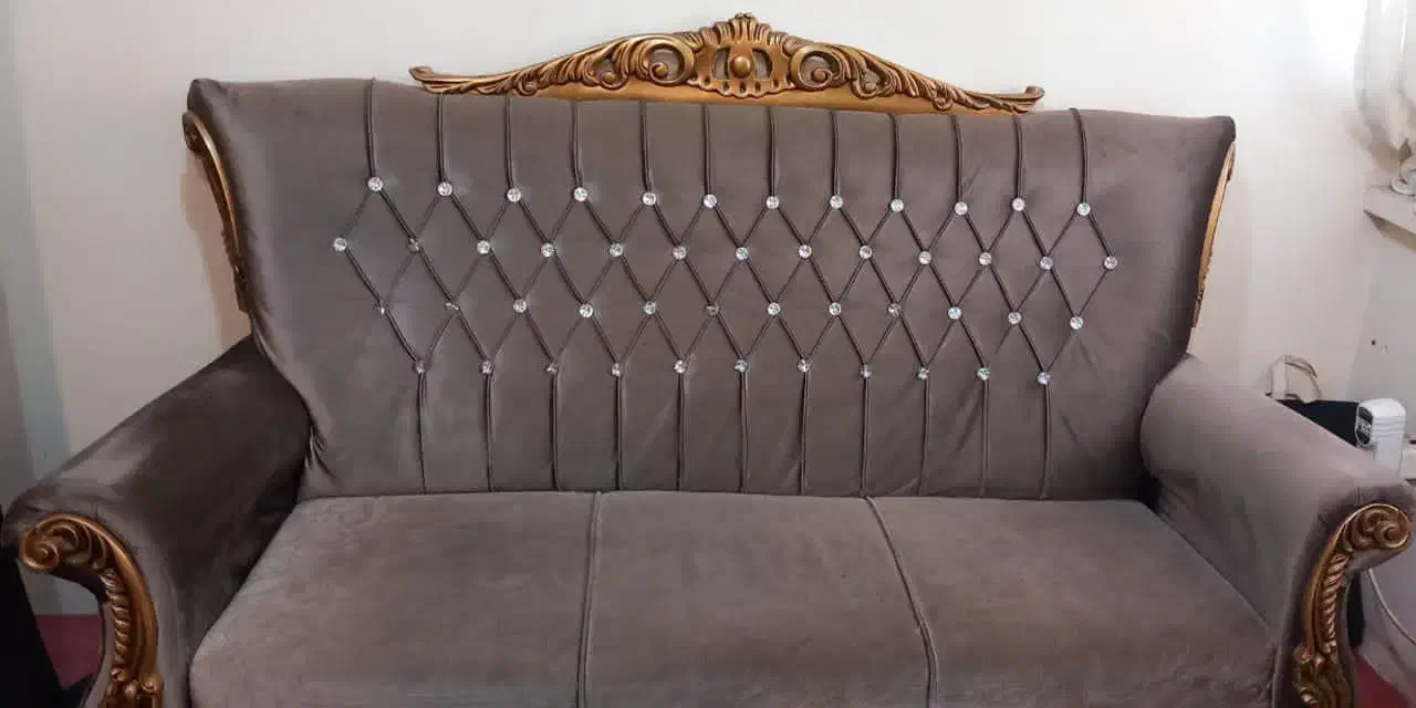 مبلمان 7 نفره با میز و عسلی همراه با بوفه|مبلمان خانگی و میز عسلی|بندرعباس, |دیوار