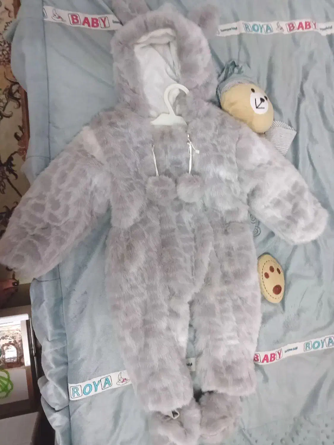 لباس بچه|کفش و لباس بچه|بروجرد, |دیوار