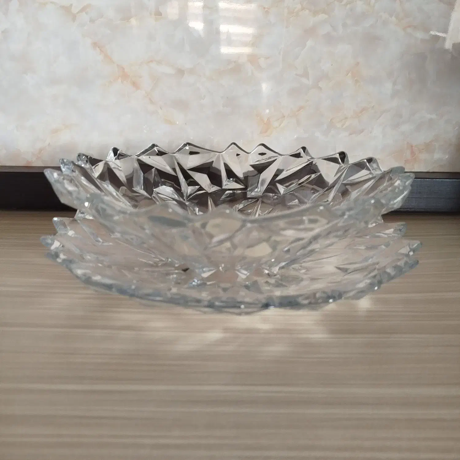 ظروف پذیرایی|ظروف سرو و پذیرایی|هشتگرد, فاز ۳ مهستان|دیوار