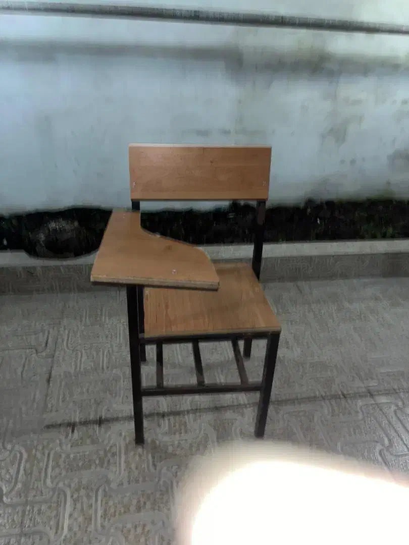 فروش تعدادی صندلی دسته دار|صندلی و نیمکت|آستارا, |دیوار