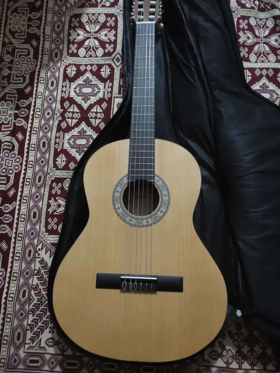 گیتار پارسی|گیتار، بیس، امپلیفایر|خورموج, |دیوار