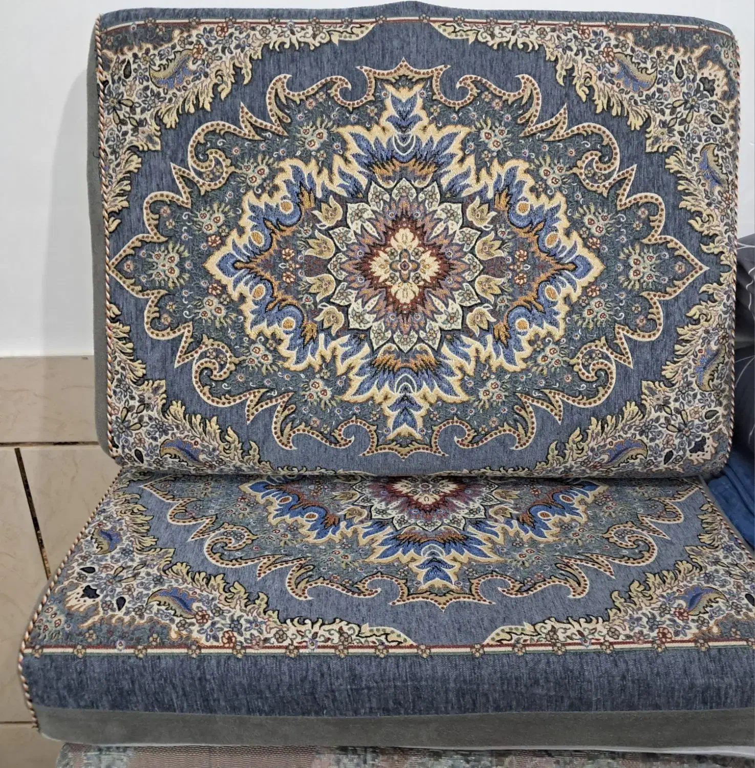 پشتی|پشتی|شهرضا, |دیوار