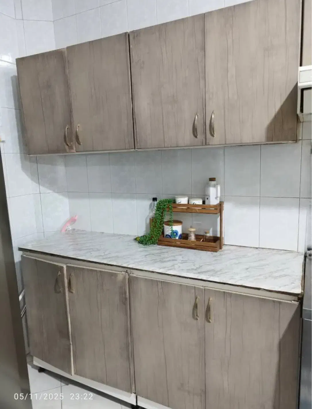 کابینت شیک و تمیز|مصالح و تجهیزات ساختمان|سیرجان, |دیوار