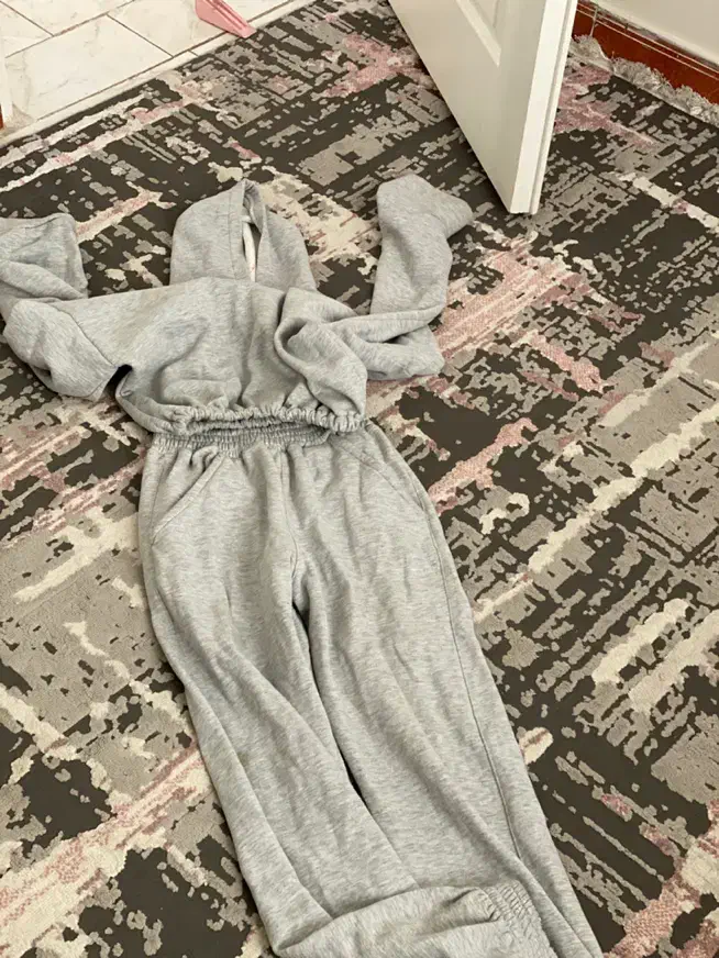 ست هودی شلوار زیر قیمت فروش فوری|لباس|اندیشه, شهرک صدف|دیوار