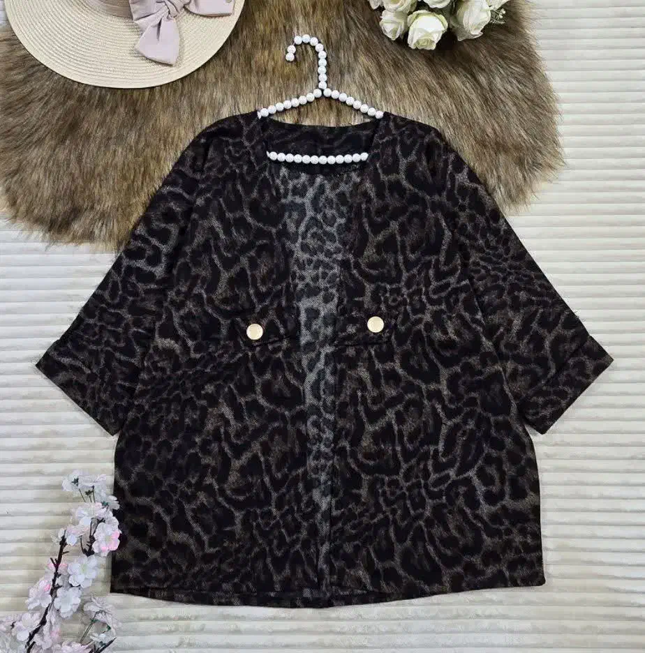 لباس|لباس|محمدیه-قزوین, |دیوار