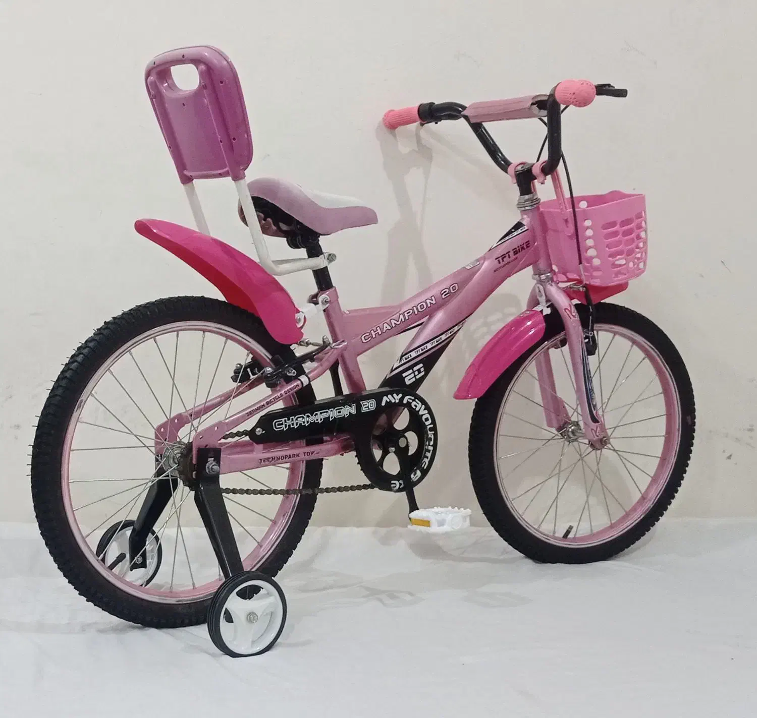 دوچرخه سایز ۲۰ دخترانه صورتی درحدصفر فروشگاهی|دوچرخه، اسکیت، اسکوتر|تبریز, |دیوار