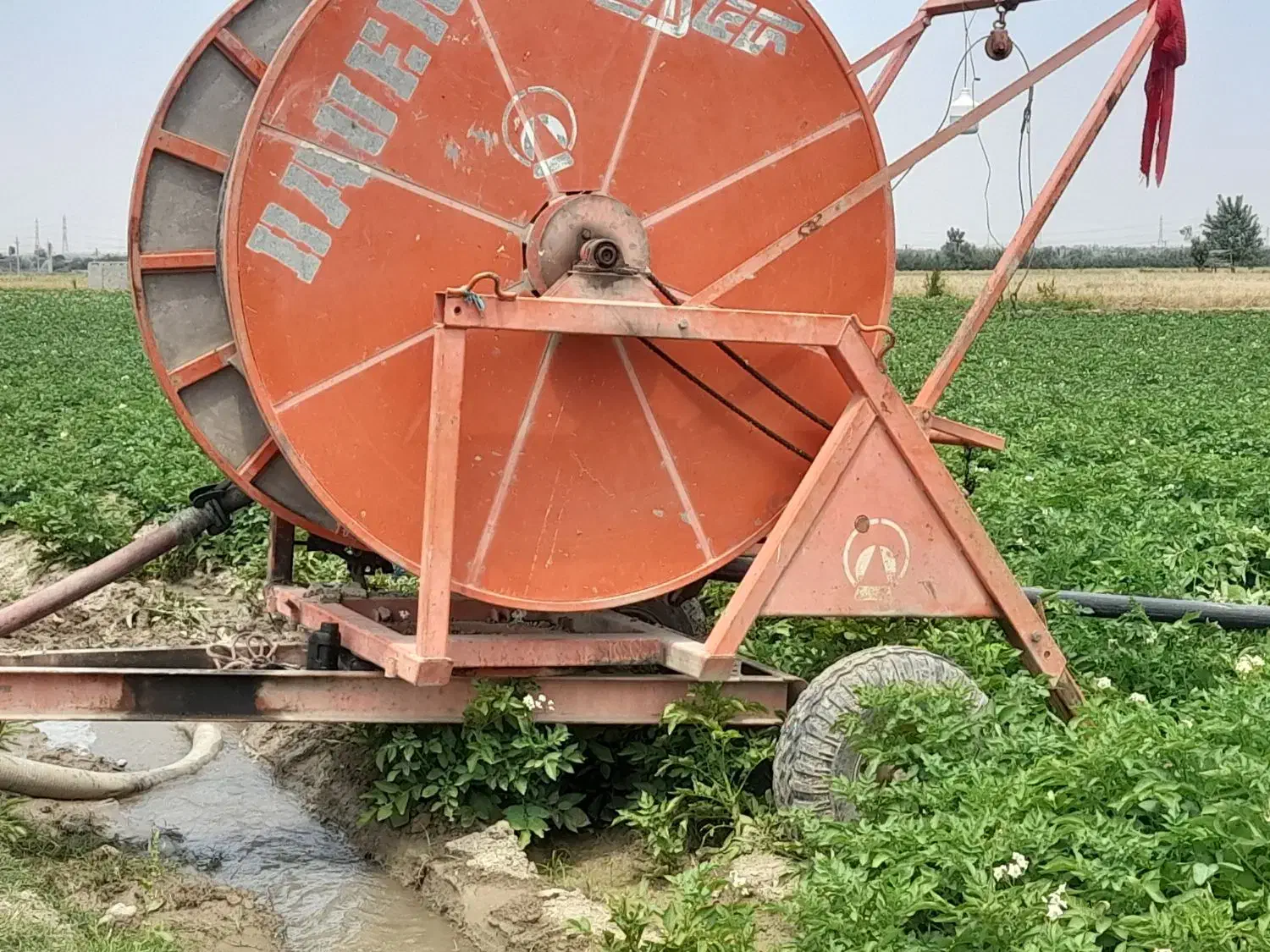 کاربادستگاه باران مصنوعی شبانه روز ی|خدمات باغبانی و درختکاری|سرخنکلاته, |دیوار