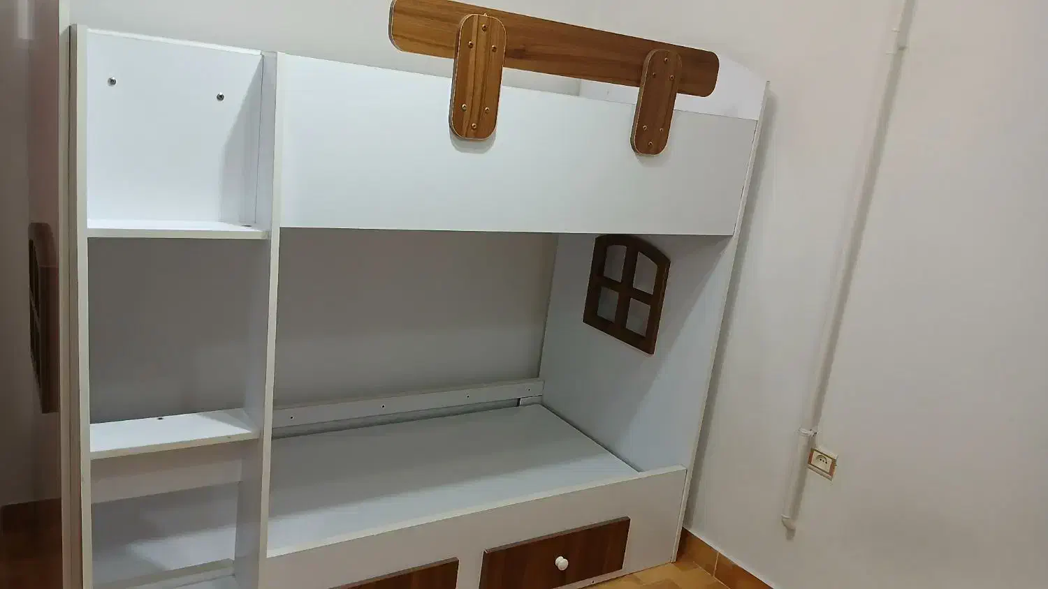 تخت دو طبقه|تخت و سرویس خواب|بندر انزلی, انصار الحسین|دیوار