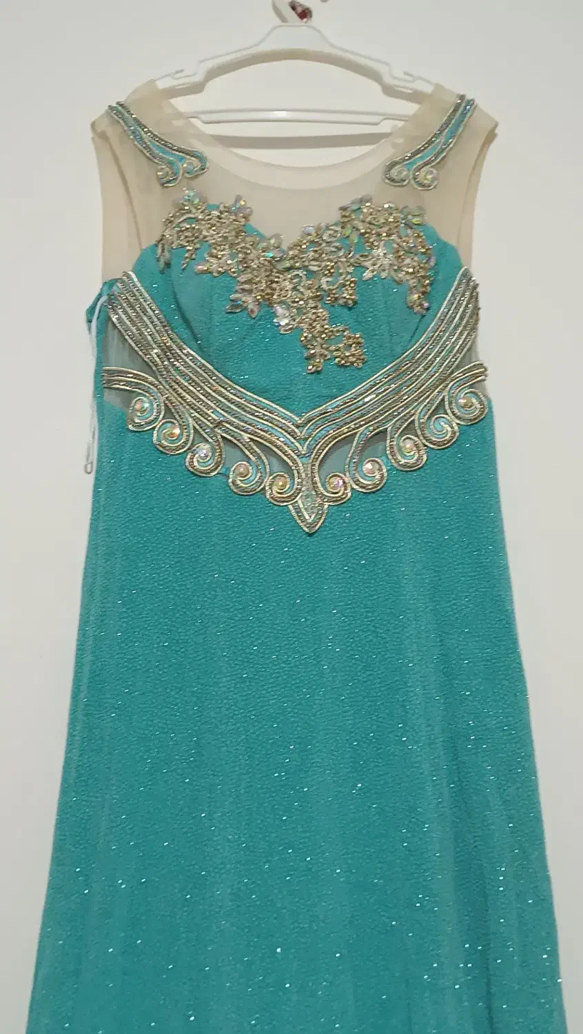 لباس مجلسی|لباس|مراغه, |دیوار