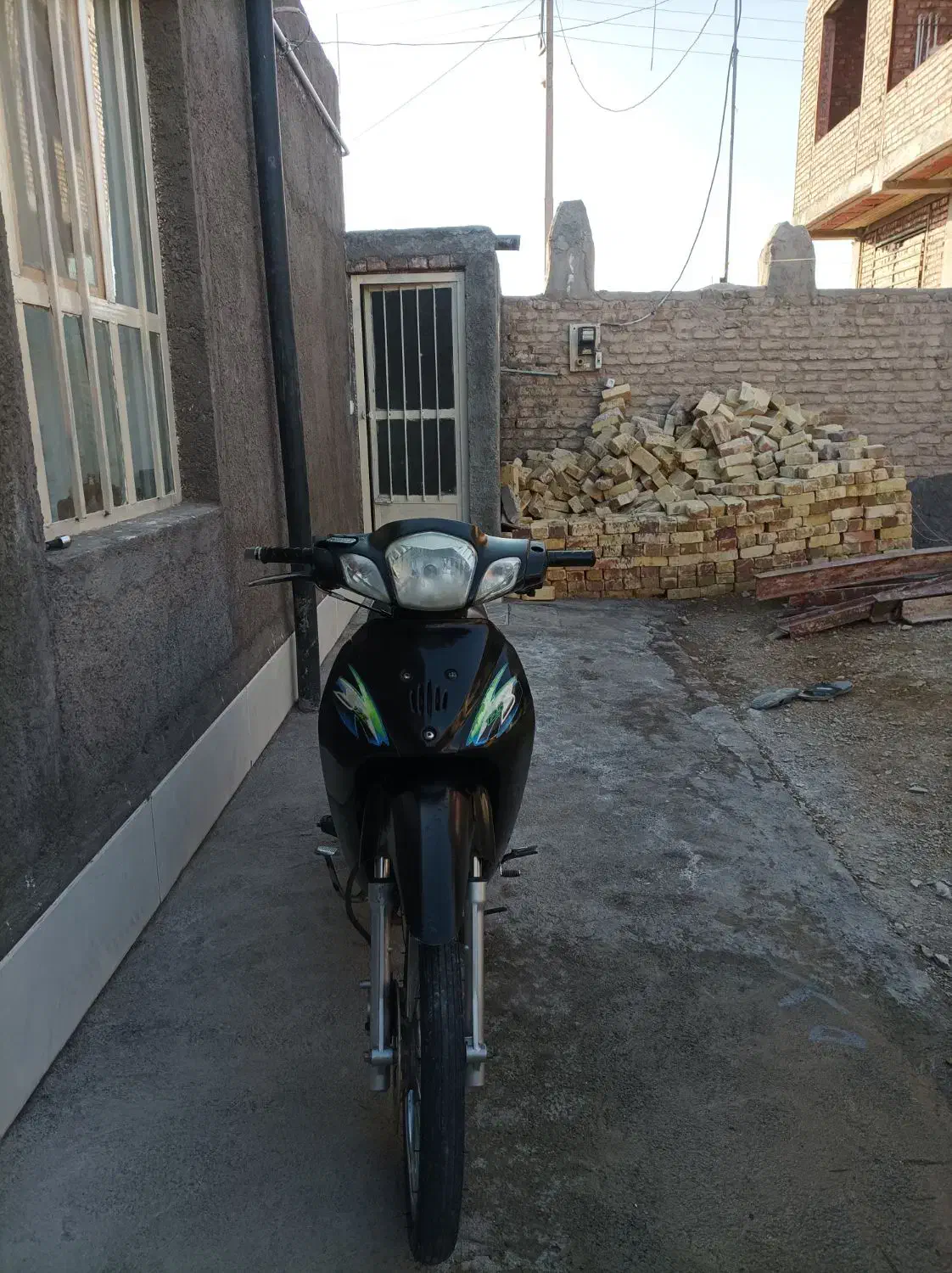 موتورسیکلت|موتورسیکلت|بردسیر, |دیوار