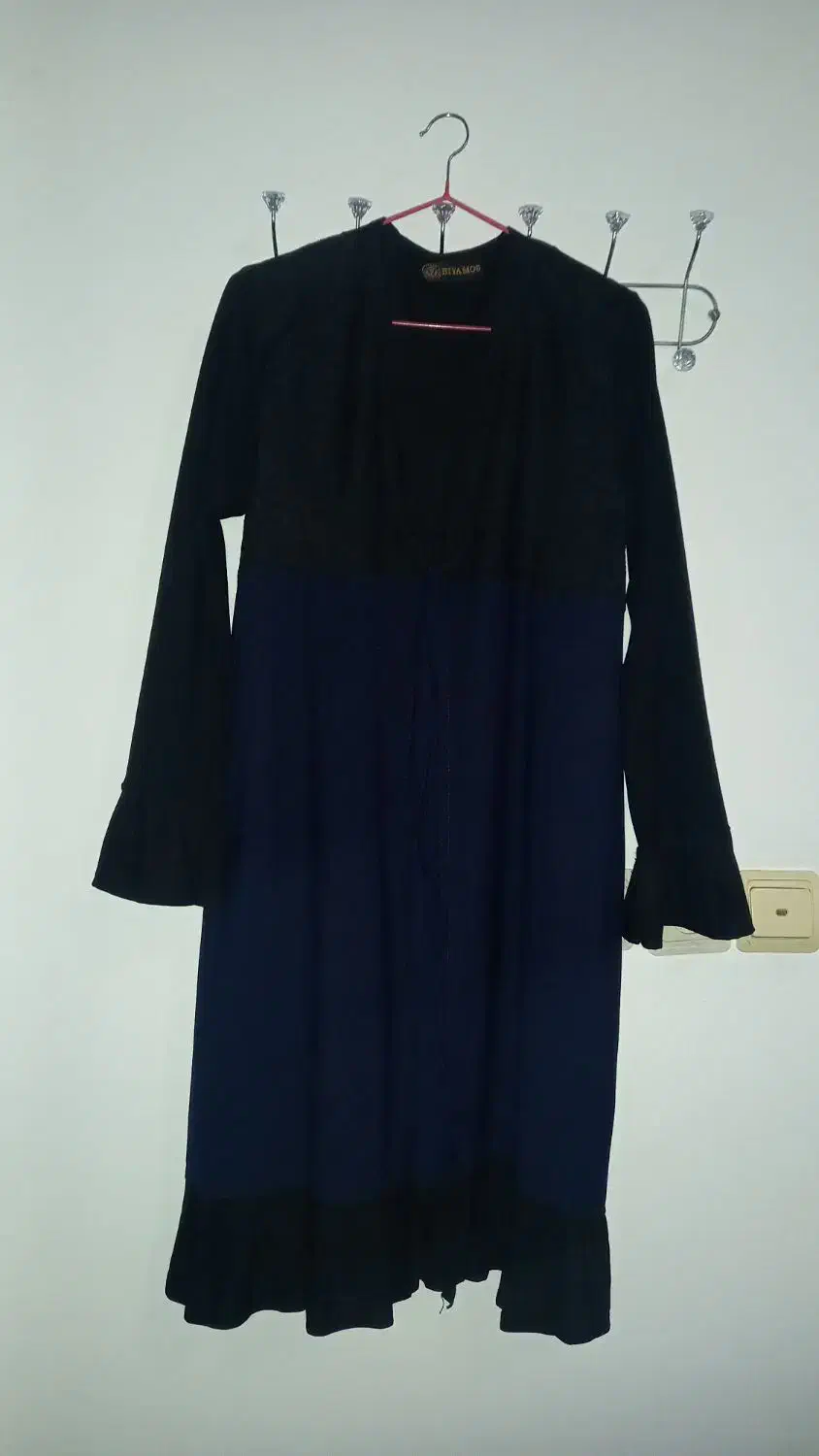 تعدادی مانتو جلو باز|لباس|اصفهان, جنیران (لادان)|دیوار