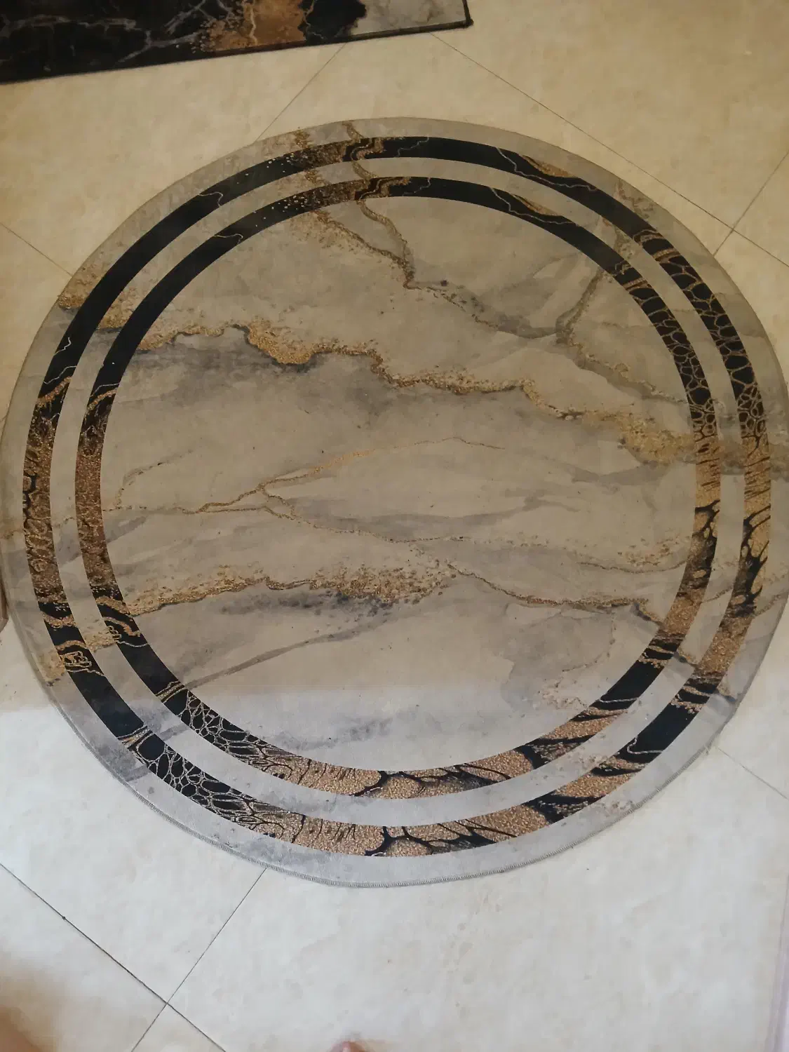 یک پادری گرد ودوتا پادری|پادری|مشهد, امیریه|دیوار