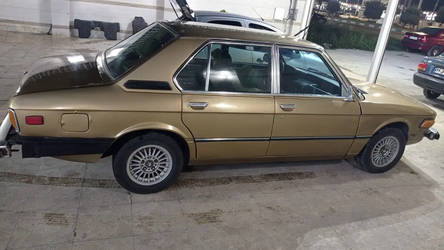 bmw 518 مدل آخر سفارشی|خودرو کلاسیک|صومعه‌سرا, |دیوار