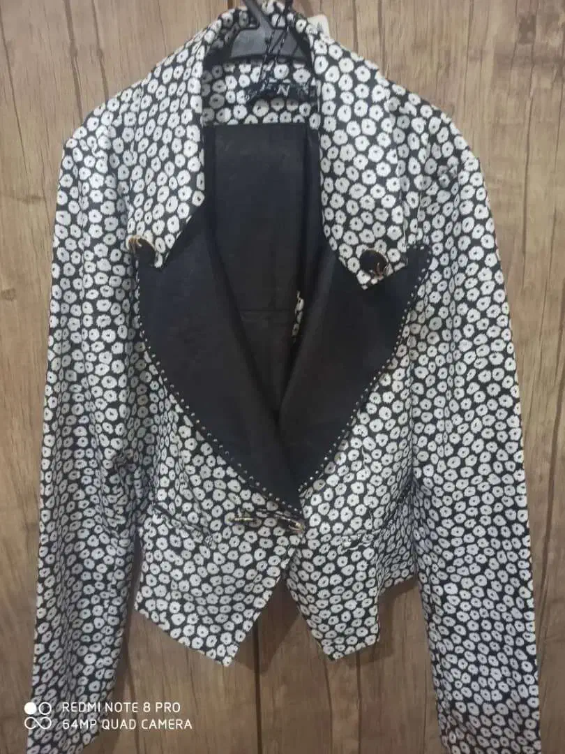 کت دامن مجلسی|لباس|فسا, |دیوار