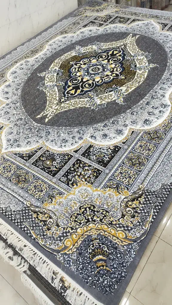 فرش مستقیم از کاشان در انبار شیراز ۱۲متری ۹متری|فرش|شیراز, شهرک مهدی‌آباد|دیوار