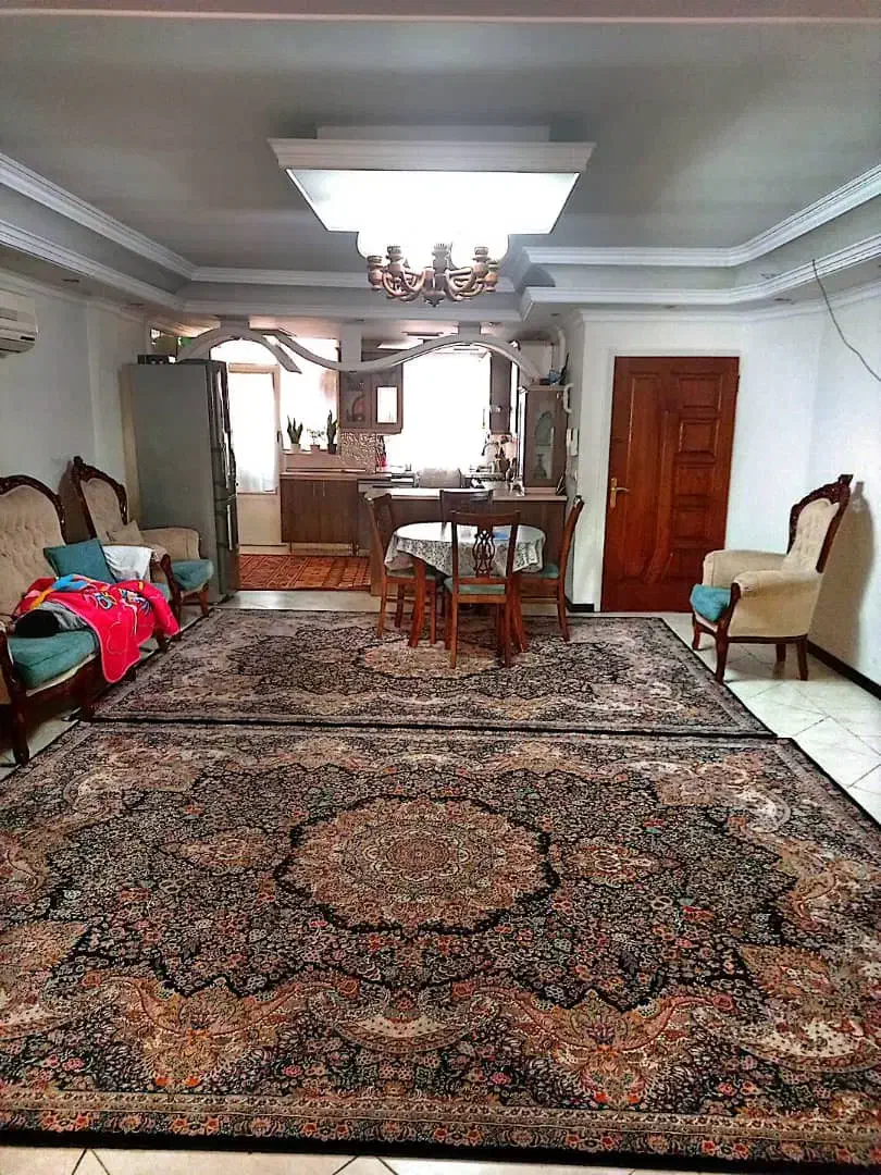 آپارتمان ۸۰ متری/غرق نور