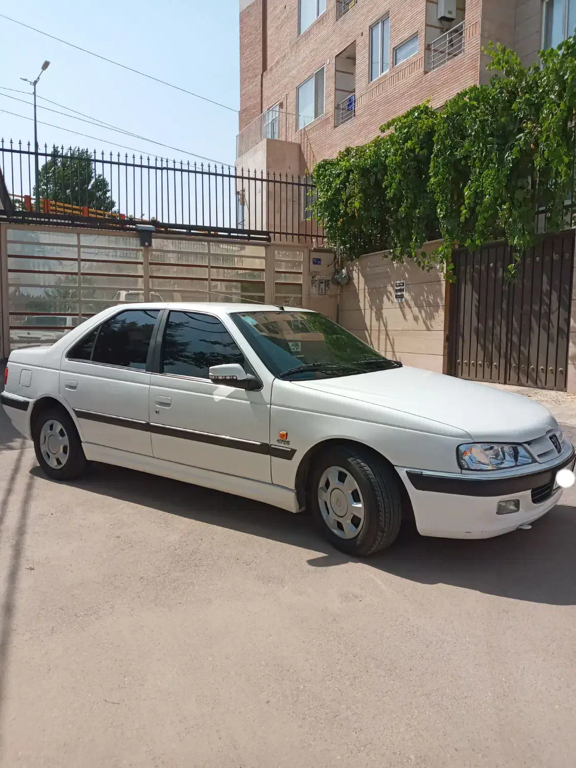 پژو پارس|خودرو سواری و وانت|قزوین, |دیوار