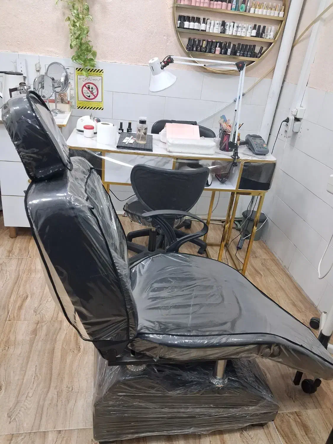 فروش یک عدد صندلی میکاپ|آرایشگاه و سالنهای زیبایی|رشت, تازه آباد|دیوار