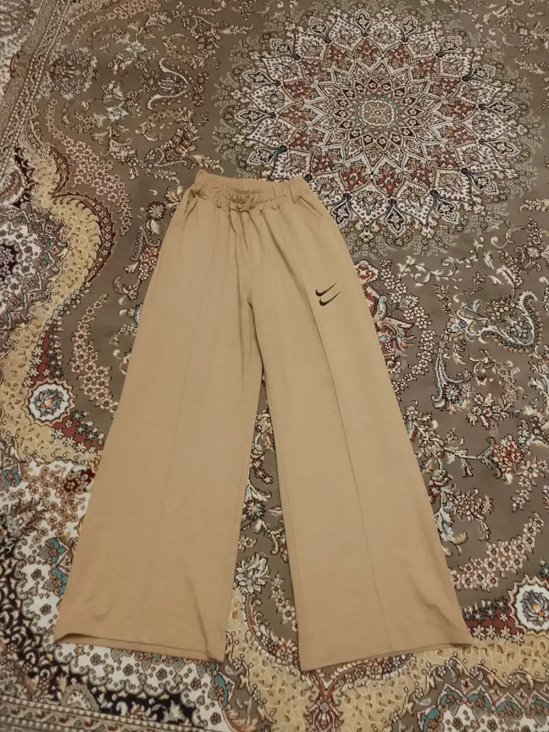 لباس ارزان|لباس|ماسال, |دیوار