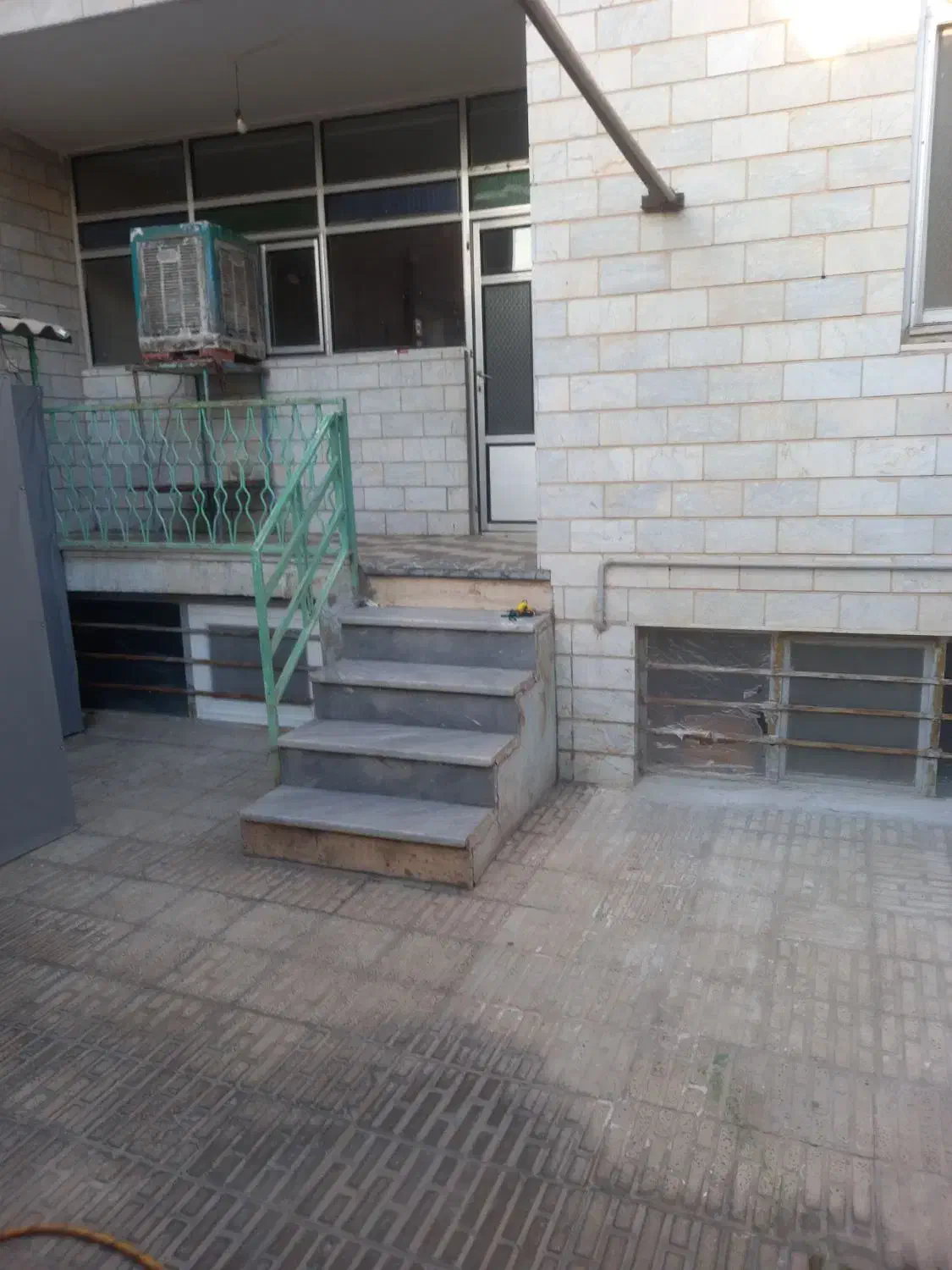 آپارتمان اجاره همکف حیاط دار در شهر قدیم هشتگرد|اجارهٔ آپارتمان|هشتگرد, هشتگرد قدیم|دیوار