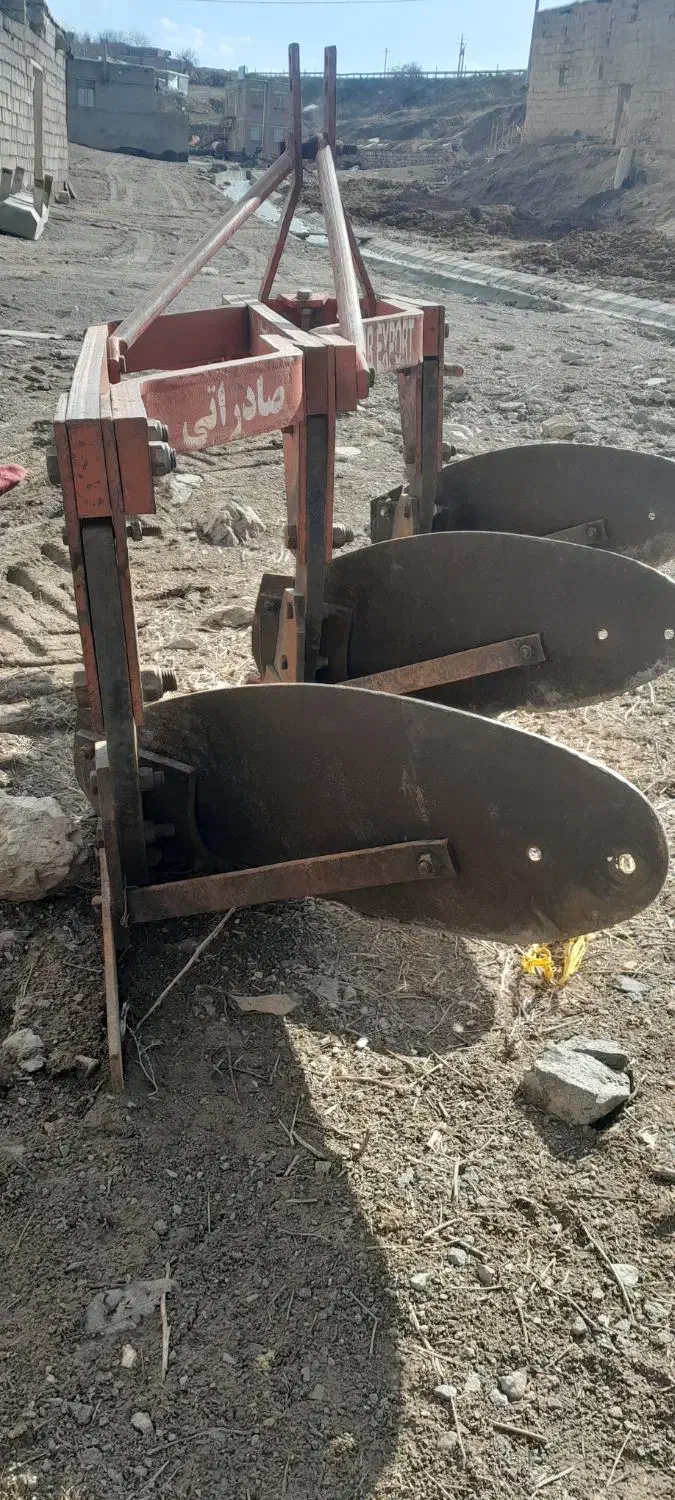 گاو اهن|ابزارآلات|امام, |دیوار