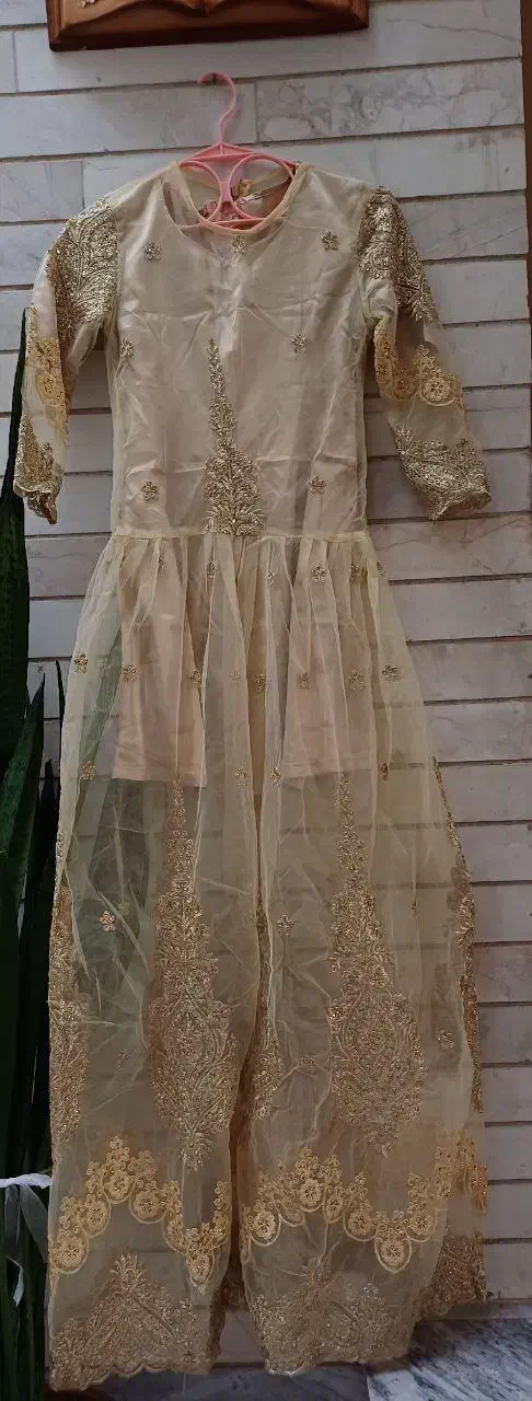 لباس محلی|لباس|سنقر, |دیوار