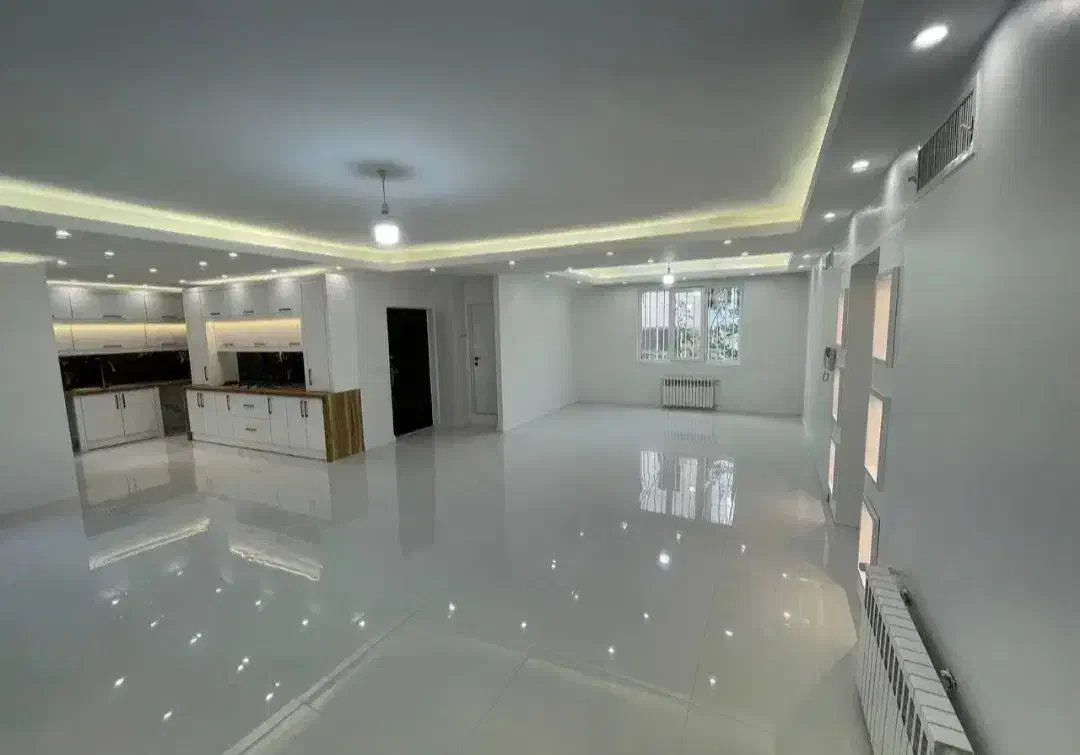 فروش آپارتمان ۱۰۰ متری /خوش نقشه / سند تک برگ/|فروش آپارتمان|رشت, شهریاران|دیوار