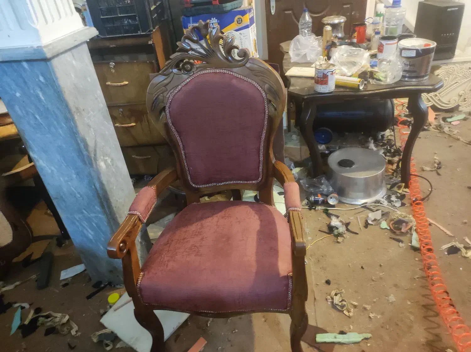 مبل  نه نفره تازه روکوبی شده پارچه نونو سمساری|مبلمان خانگی و میز عسلی|تبریز, |دیوار