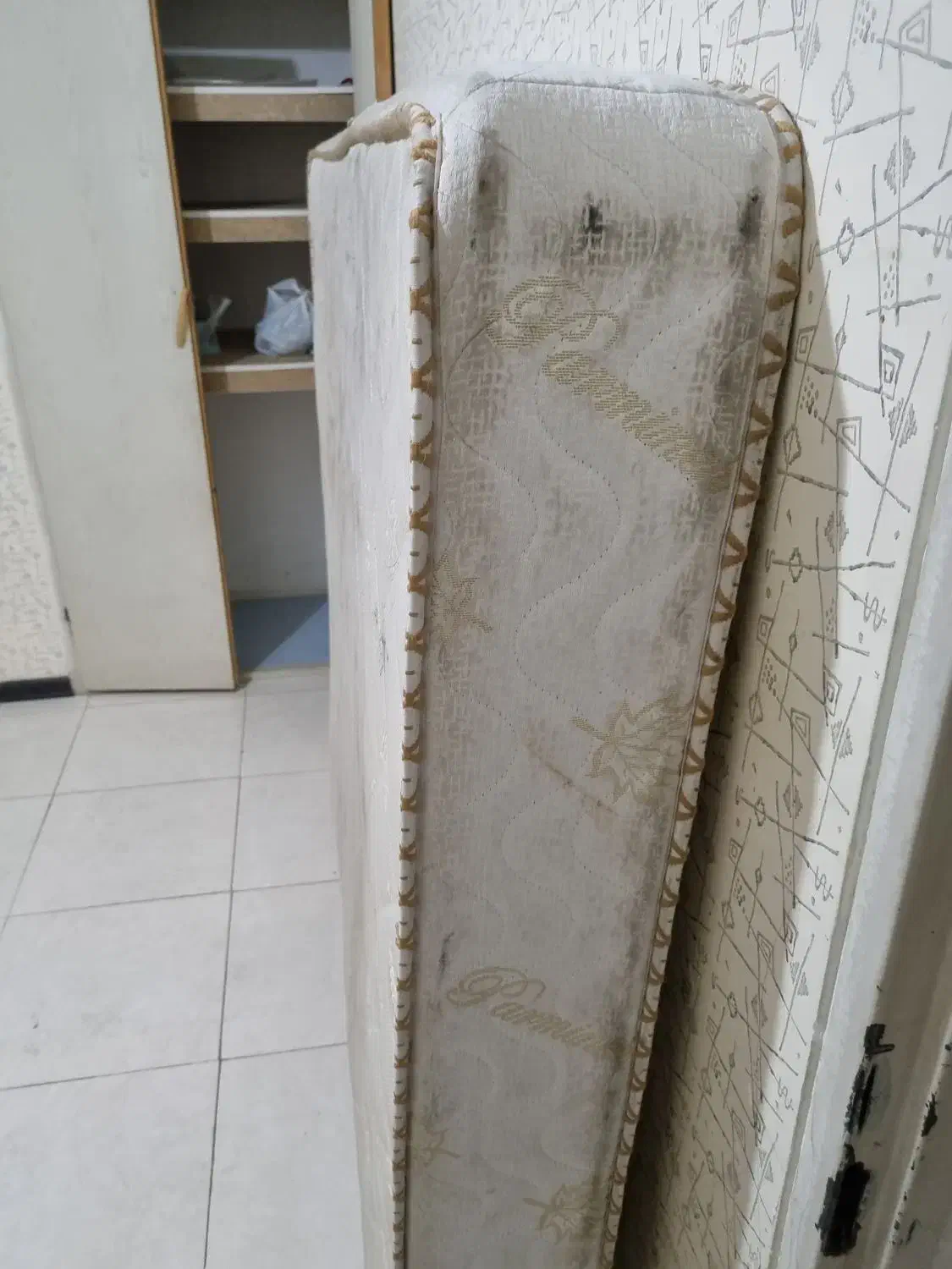 خوشخواب دونفره|تشک تختخواب|شیراز, بازار|دیوار