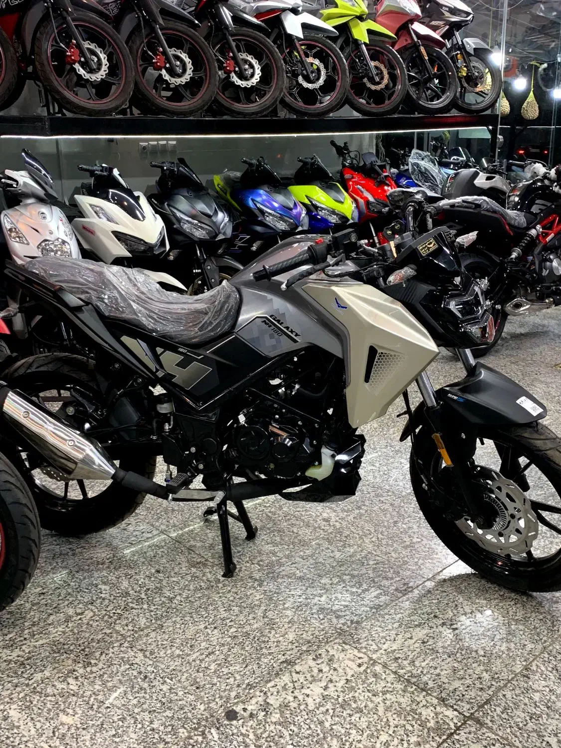 گلکسی na180|موتورسیکلت|خمینیشهر, |دیوار