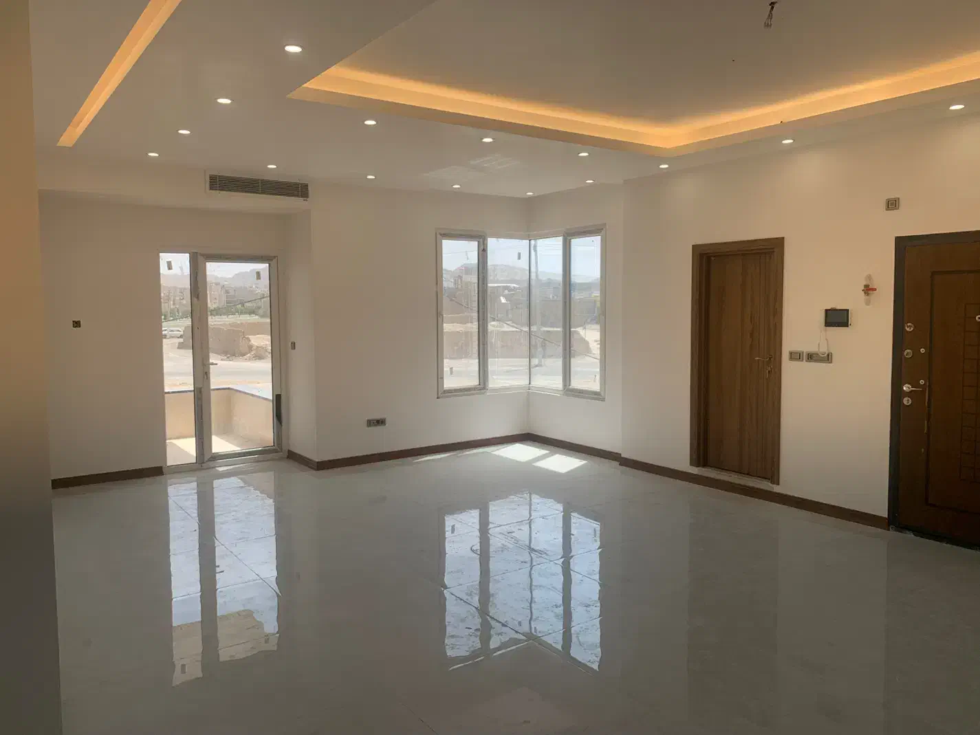 ۱۰۵ متر/ تک واحدی/دو خواب مستر/|اجارهٔ آپارتمان|قم, هنرستان|دیوار