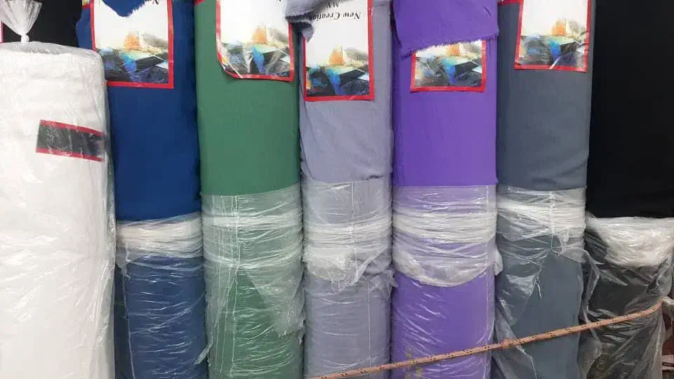 واگذاری مقداری لباس ،، رایگان|لباس|آران و بیدگل, |دیوار