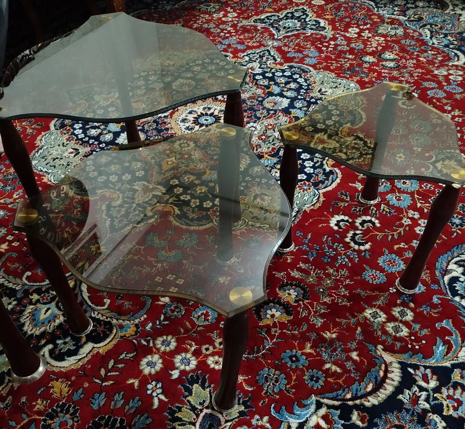 جلو مبلی میز عسلی بزرگ و کوچک|مبلمان خانگی و میز عسلی|یزد, |دیوار