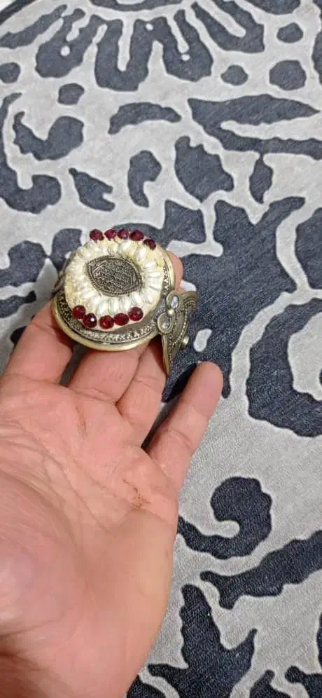 دستبند نقره|کلکسیون اشیاء عتیقه|پاکدشت, حصار امیر|دیوار