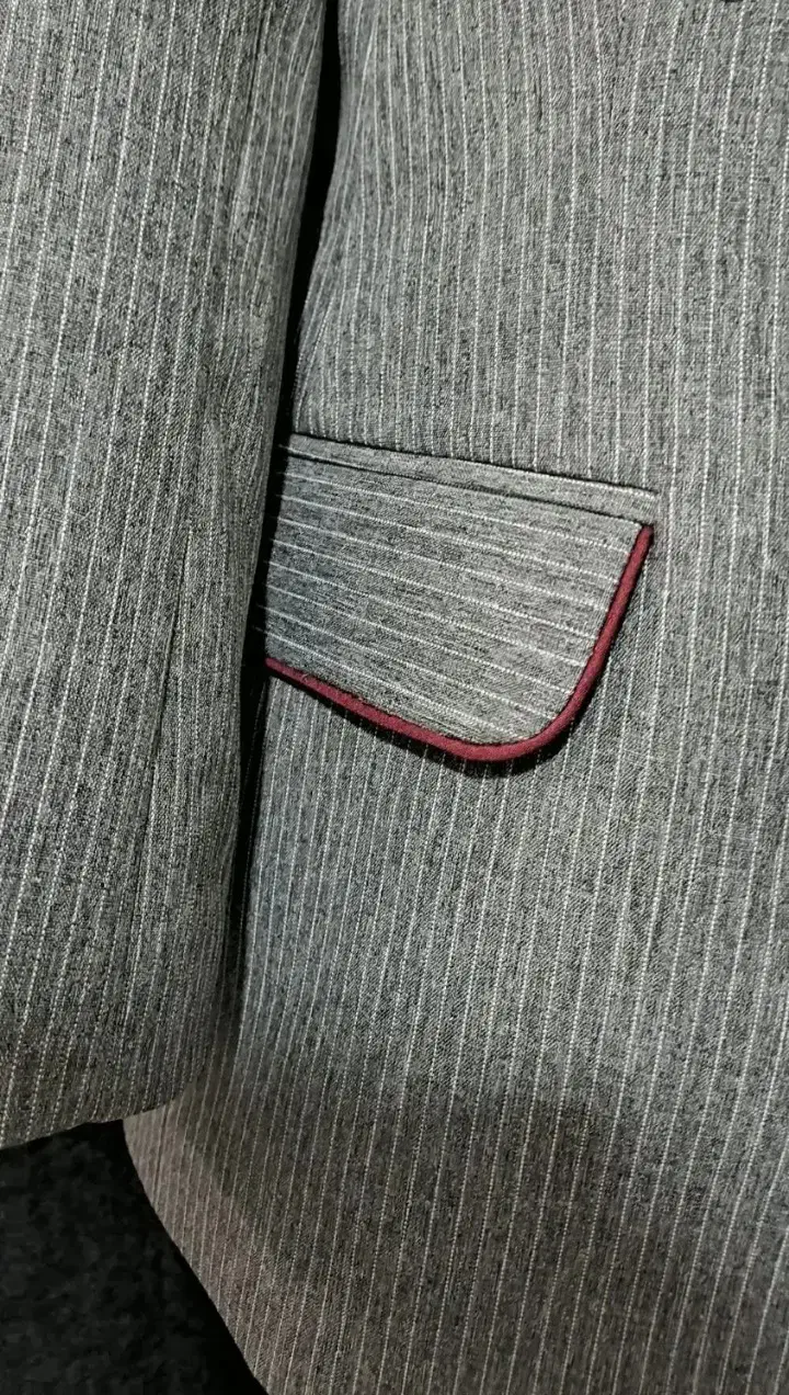 خیاطی مزون دوز|خدمات پیشه و مهارت|کاشان, میدان کهنه|دیوار