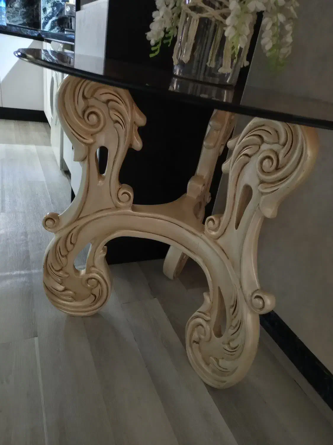 میز سلطنتی کنار سالنی یا نهارخوری|مبلمان خانگی و میز عسلی|پردیس, فاز ۸|دیوار